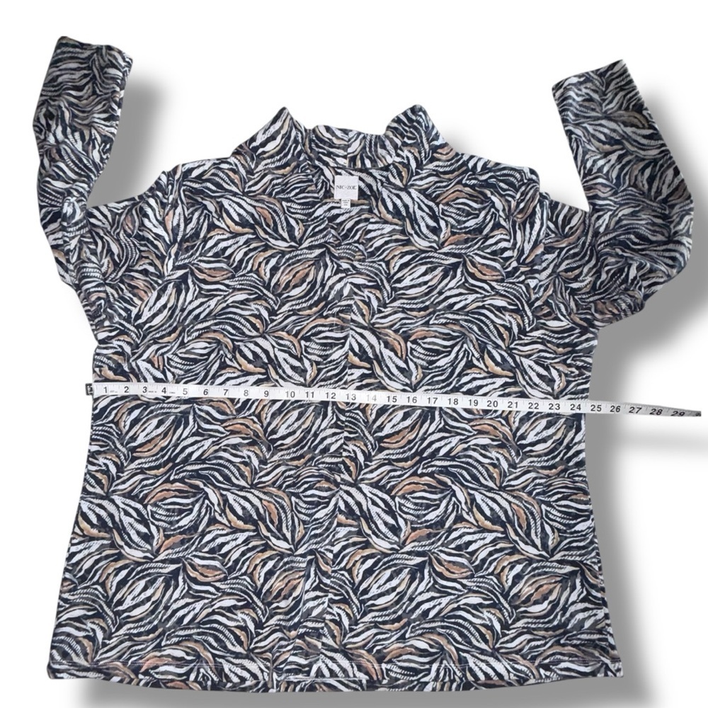 NIC+ZOE Forest Feen Long Sleeve Top - Grey Multi Plus 1X - Picture 9 of 11